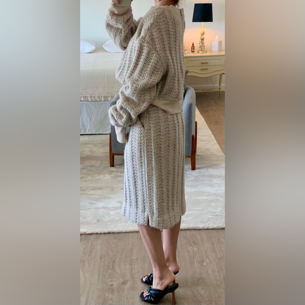 ih nom uh nit Beige Knit Sweater and Skirt